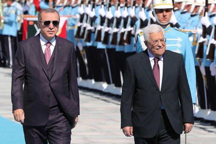 الرئيس عباس ونظيره التركي