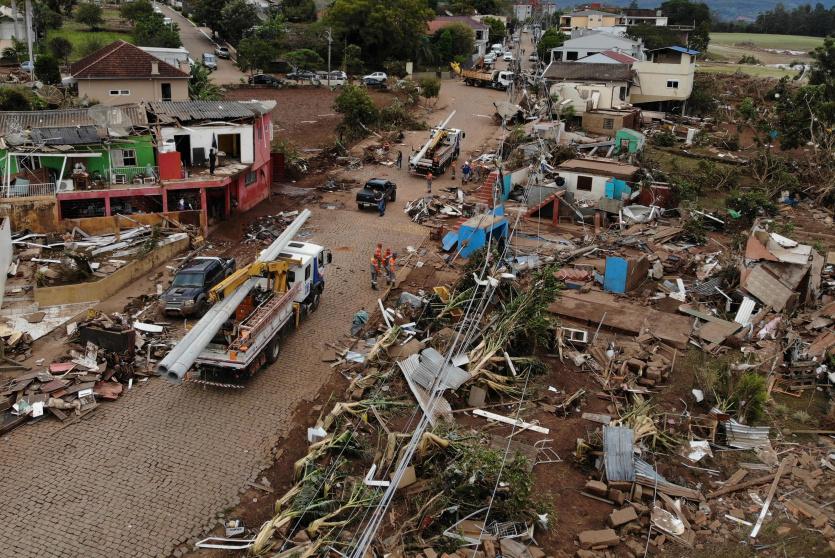 اعصار مدمر يضرب البرازيل