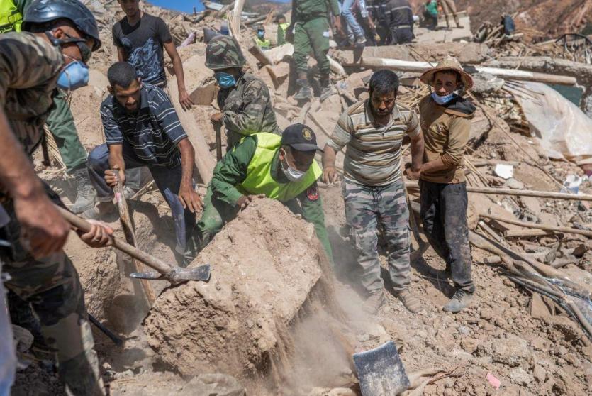 جهود إنقاذ ضحايا الزلزال المدمر في المغرب