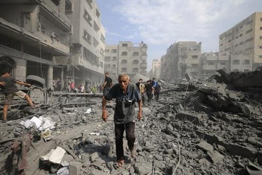 قصف غزة.