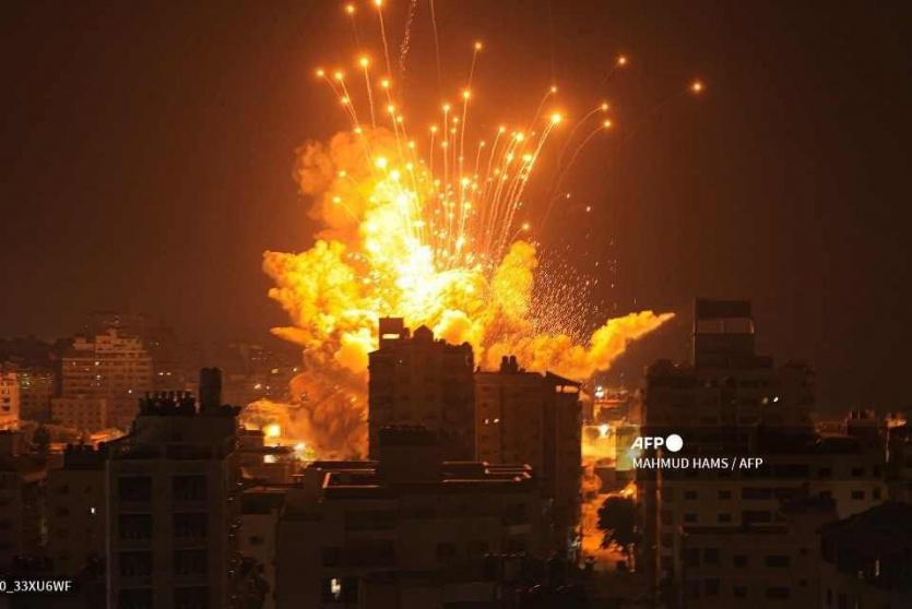 قصف عنيف على مدينة غزة