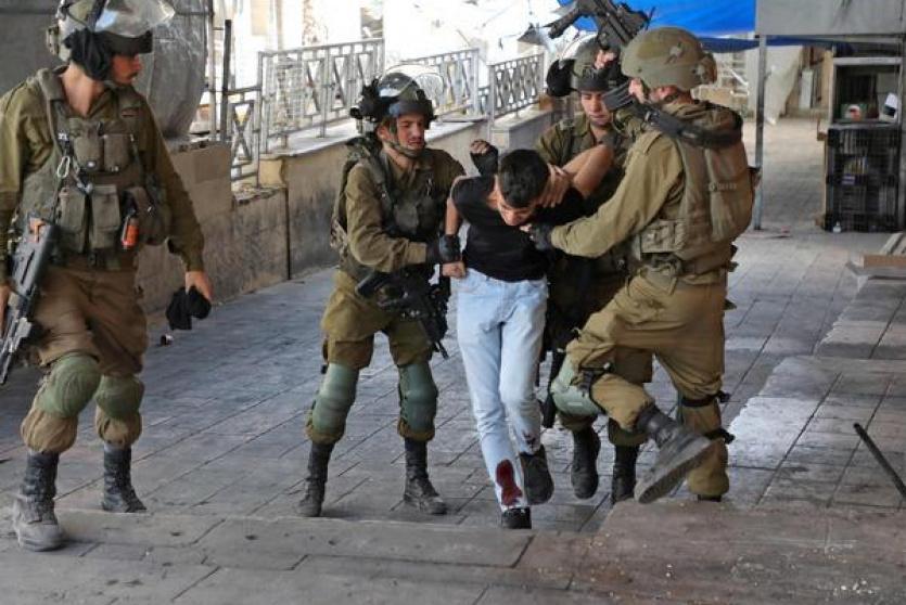قوات الاحتلال تعتقل جريحا من بلدة بدو شمال غرب القدس