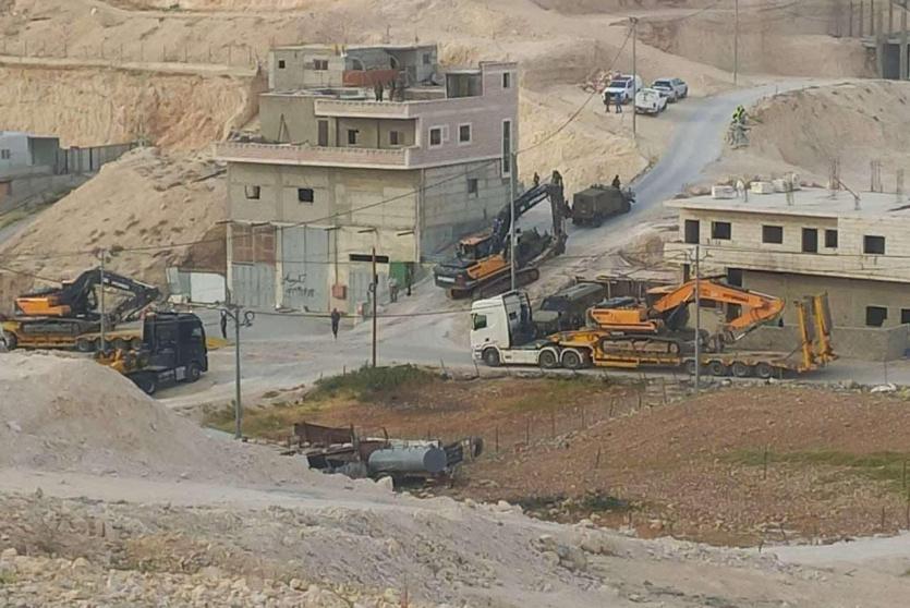 الاحتلال يهدم بناية سكنية في زعترة شرق بيت لحم