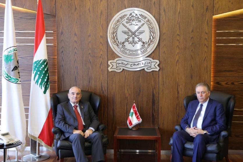 السفير دبور يلتقي وزير الدفاع اللبناني