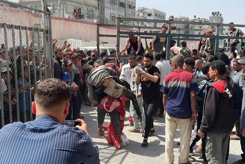 مجزرة مروعة بحق منتظري المساعدات بخانيونس