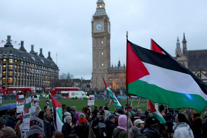 تزايد الضغوط في بريطانيا للاعتراف بدولة فلسطين