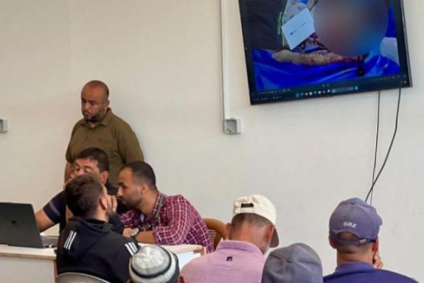 من مجمع ناصر الطبي