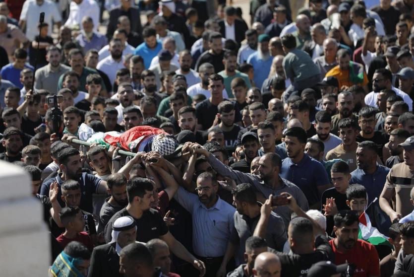 من تشييع الشهيد حامد