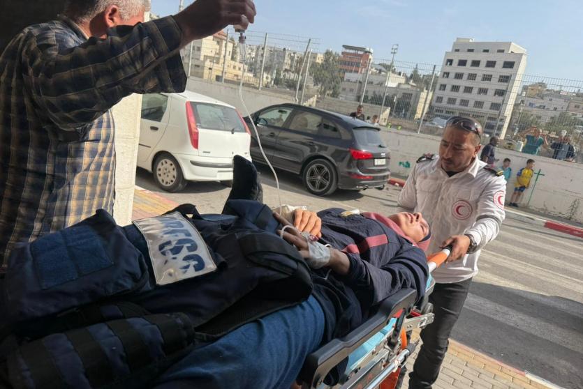 خلال نقل الصحفية رنين صوافطة للمستشفى