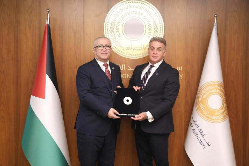 سلطة النقد وجامعة بيرزيت توقعان مذكرة تفاهم لتعزيز التعاون الأكاديمي والبحثي والتوعية المالية