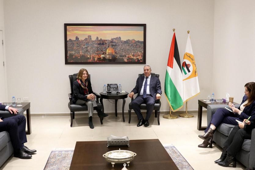 الشيخ يبحث مع النرويج المستجدات الراهنة