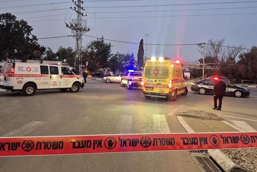 من موقع الجريمة في اللد، الليلة