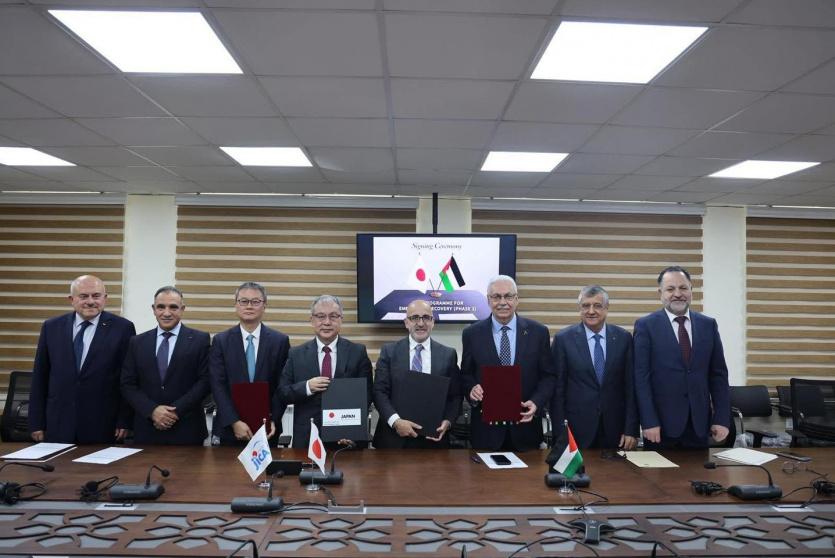 خلال توقيع الاتفاقية 