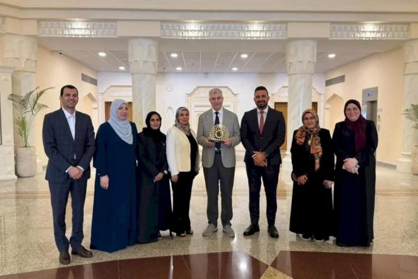 وفد من جامعة النجاح الوطنية يزور جامعة الشارقة ومركز الشيخة جواهر للدراسات الفلسطينية لتعزيز الشراكات الأكاديمية ‏والبحثية