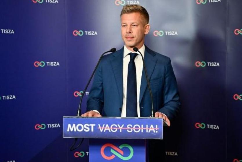 زعيم حزب المعارضة بيتر ماغيار الفائز بالانتخابات المجرية (أسوشيتد برس)