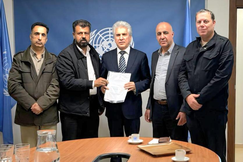 خلال تسليم الرسالة