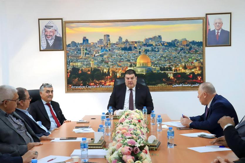 الأحمد يؤكد دعم قطاع الحافلات وتعزيز استدامته في مواجهة التحديات