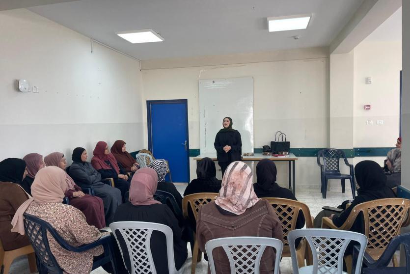  جمعية المرأة العاملة تنظم جلسة تعريفية في المعصرة جنوب غرب بيت لحم حول تشكيل مجالس الظل