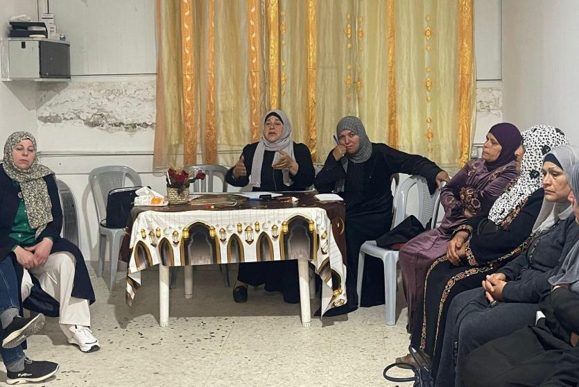جلسة تعريفية في ترقوميا لتعزيز القيادة النسوية وتشكيل مجالس الظل