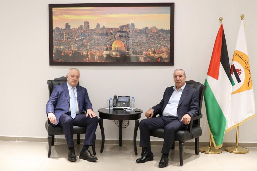 الشيخ يبحث مع ممثل روسيا الاتحادية آخر المستجدات السياسية