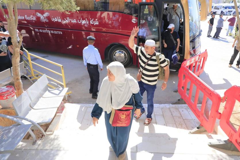 وصول حجاج فلسطين