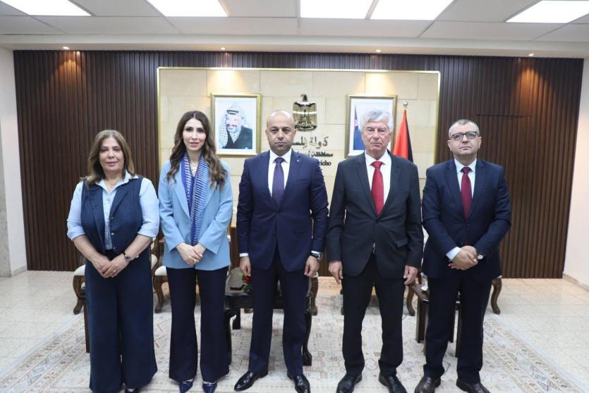 بتوجيهات رئيس الوزراء.. وفد وزاري يطّلع على احتياجات محافظة أريحا والأغوار ومتطلبات التنمية