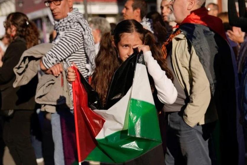 باريس تمنح 