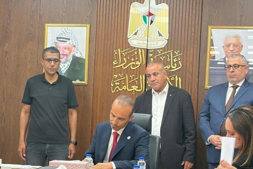 “الحلم الفلسطيني” توقّع اتفاقية منحة بقيمة 50 ألف دولار مع صندوق التضامن الإسلامي لدعم الأسر الأكثر احتياجاً