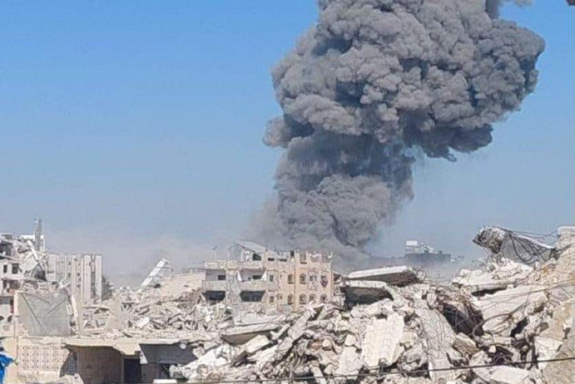 قصف ورشة حدادة في غزة