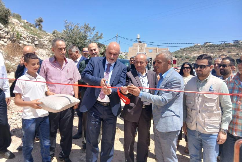 خلال الجولة الميدانية لوزير الزراعة في جنين