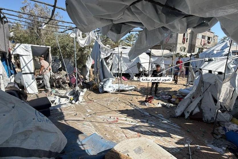قصف خيام النازحين في خانيونس امس
