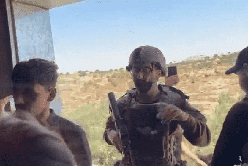 مستوطنون يهاجمون المواطنين ومتضامنين في جوريش جنوب نابلس