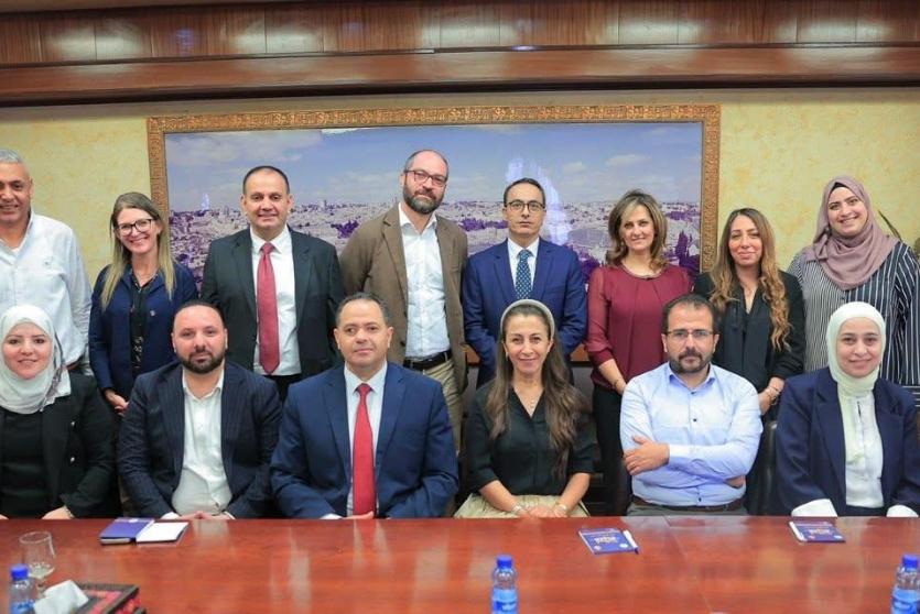 من الزيارة لجامعة النجاح لمتابعة سير تنفيذ مشروع 