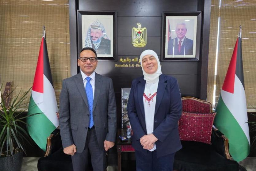 غنام تبحث مع القنصل المصري الجديد المستجدات على الساحة الفلسطينية