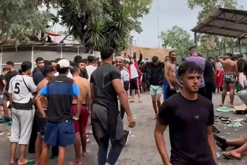أعداد كبيرة من المهارجين يتدفقون إلى سبتة