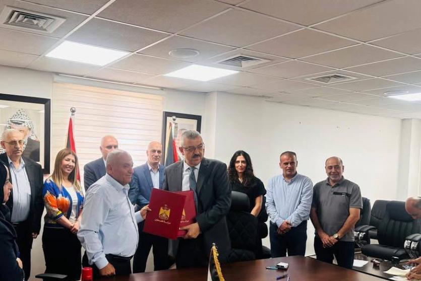 خلال توقيع الاتفاقية 
