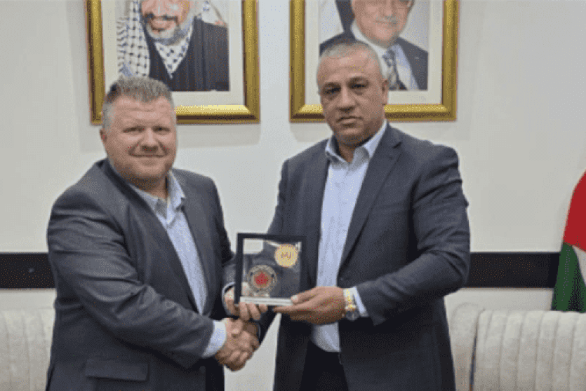 اللواء ناصر البوريني يكرم العميد الكندي جيسون لانجيليير بمناسبة انتهاء مهامه