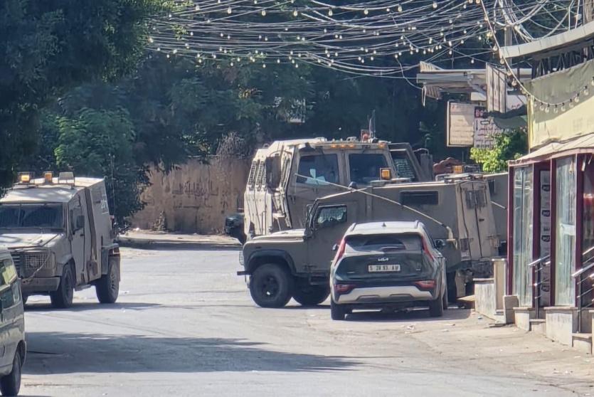 الاحتلال يواصل اقتحام قباطية ويعتقل عددا من المواطنين