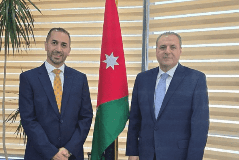 السفير الأردني لدى فلسطين يبحث مع بنك القدس المستجدات الاقتصادية وتطورات القطاع المصرفي