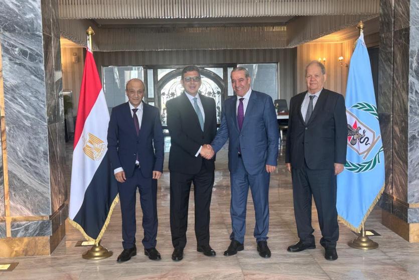 خلال اللقاء في مصر