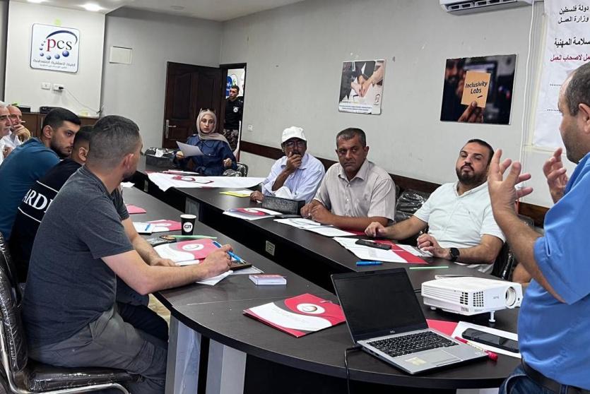 أصحاب عمل من قطاعات مختلفة يشددون على أهمية الالتزام بإجراءات الوقاية وأدوات السلامة المهنية