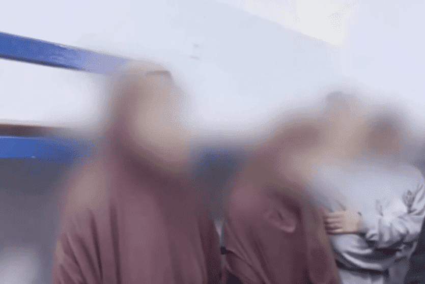 المتطرف بن غفير يقتحم زنازين الأسيرات ويتفاخر بمسؤوليته عن التنكيل بالأسرى