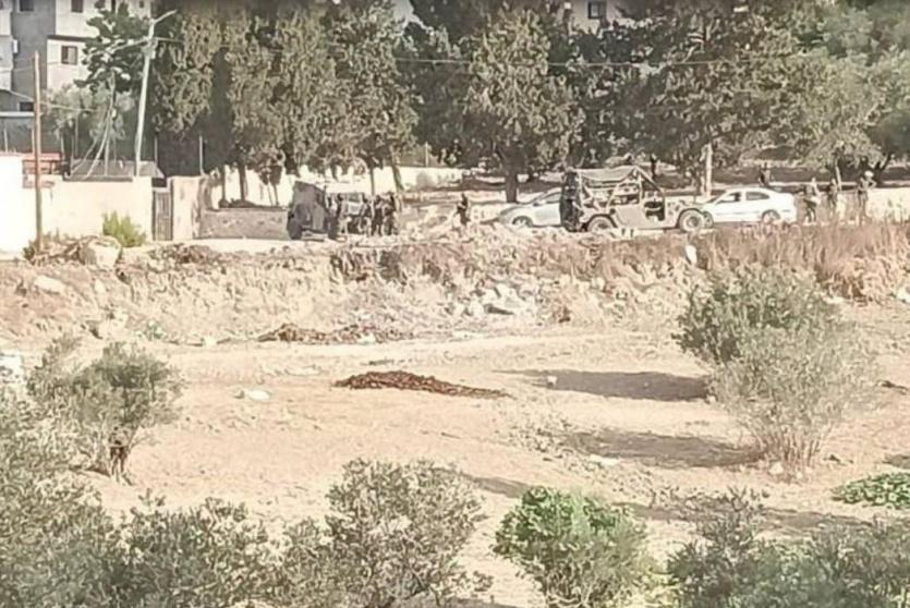 الاحتلال يقتحم ساحتي مدرستي حوارة وبرقة ويطالب بإزالة العلم الفلسطيني