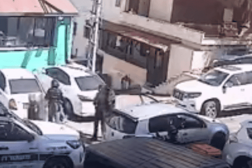  التوثيق يعري رواية الشرطة في قتل علاء محاميد
