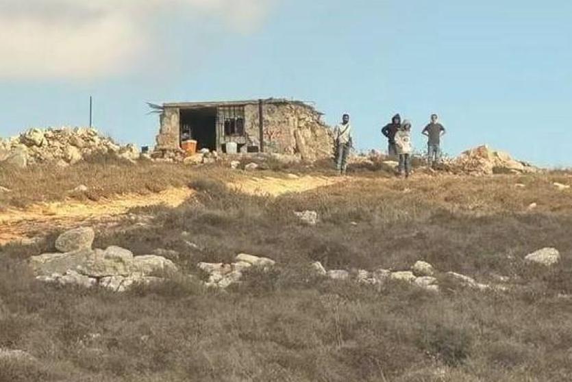 مستوطنون يقيمون بؤرة جديدة على أراضي جبع جنوب جنين