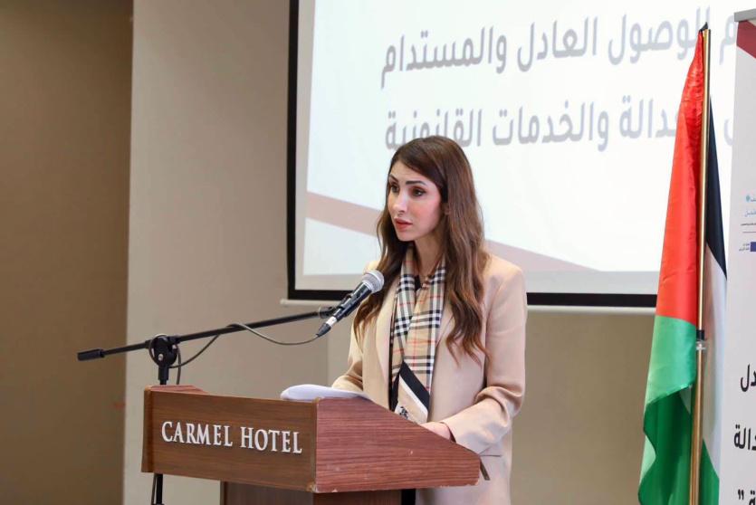 إيناس العطاري