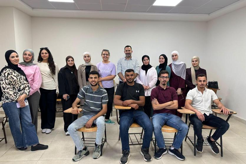 من اختتام تدريب الطلبة ضمن برنامج 