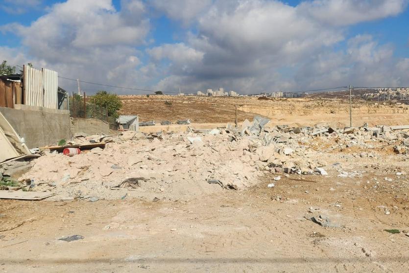 سلطات الاحتلال تهدم منشآت صناعية في جبع شمال شرق القدس