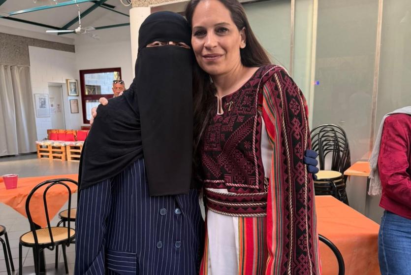 السفيرة أيو عمارة والدكتورة آلاء النجار