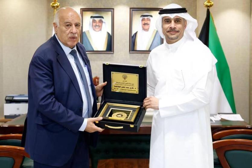 خلال اللقاء 